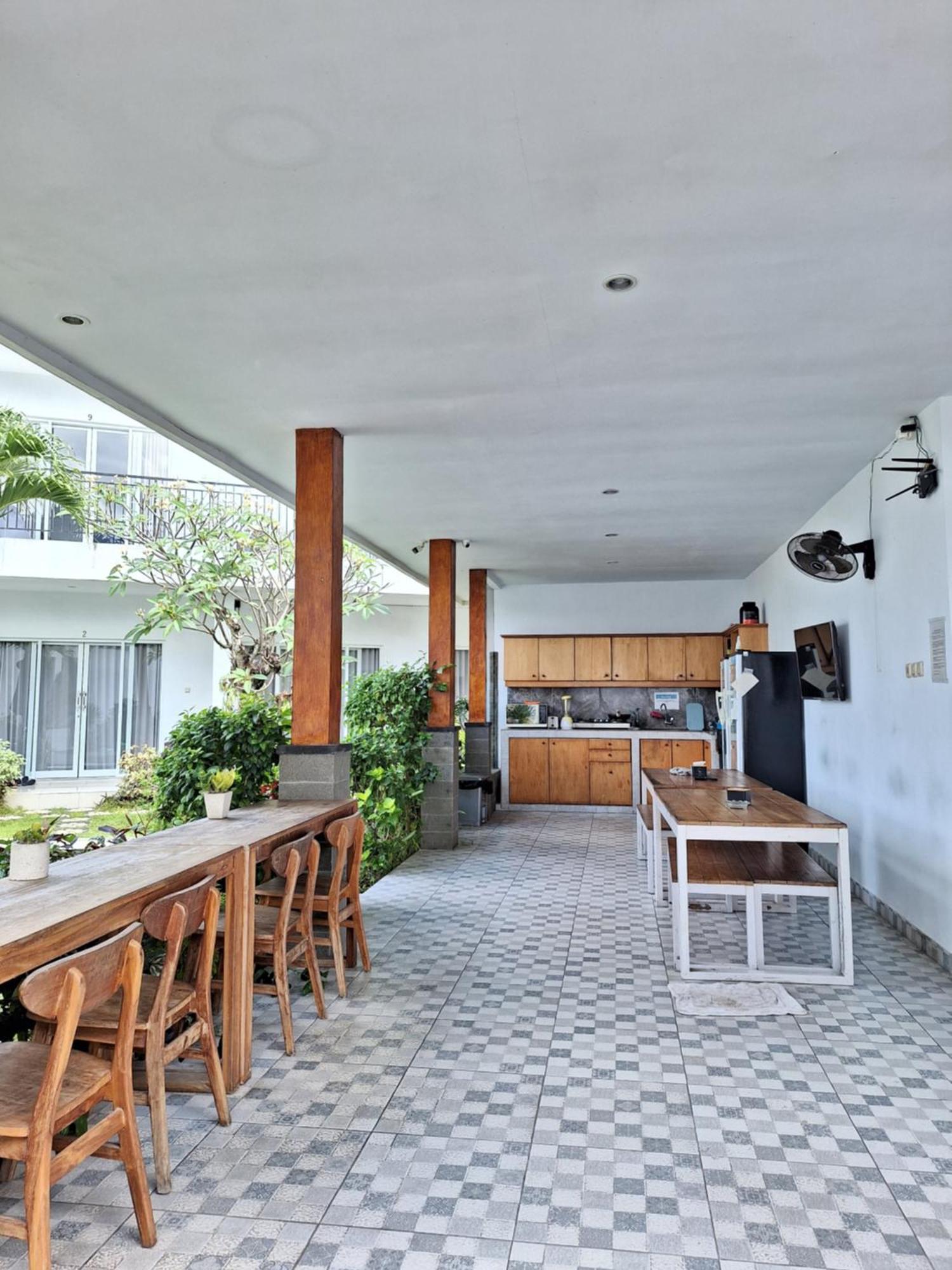 Bonewood Guesthouse Canggu Zewnętrze zdjęcie
