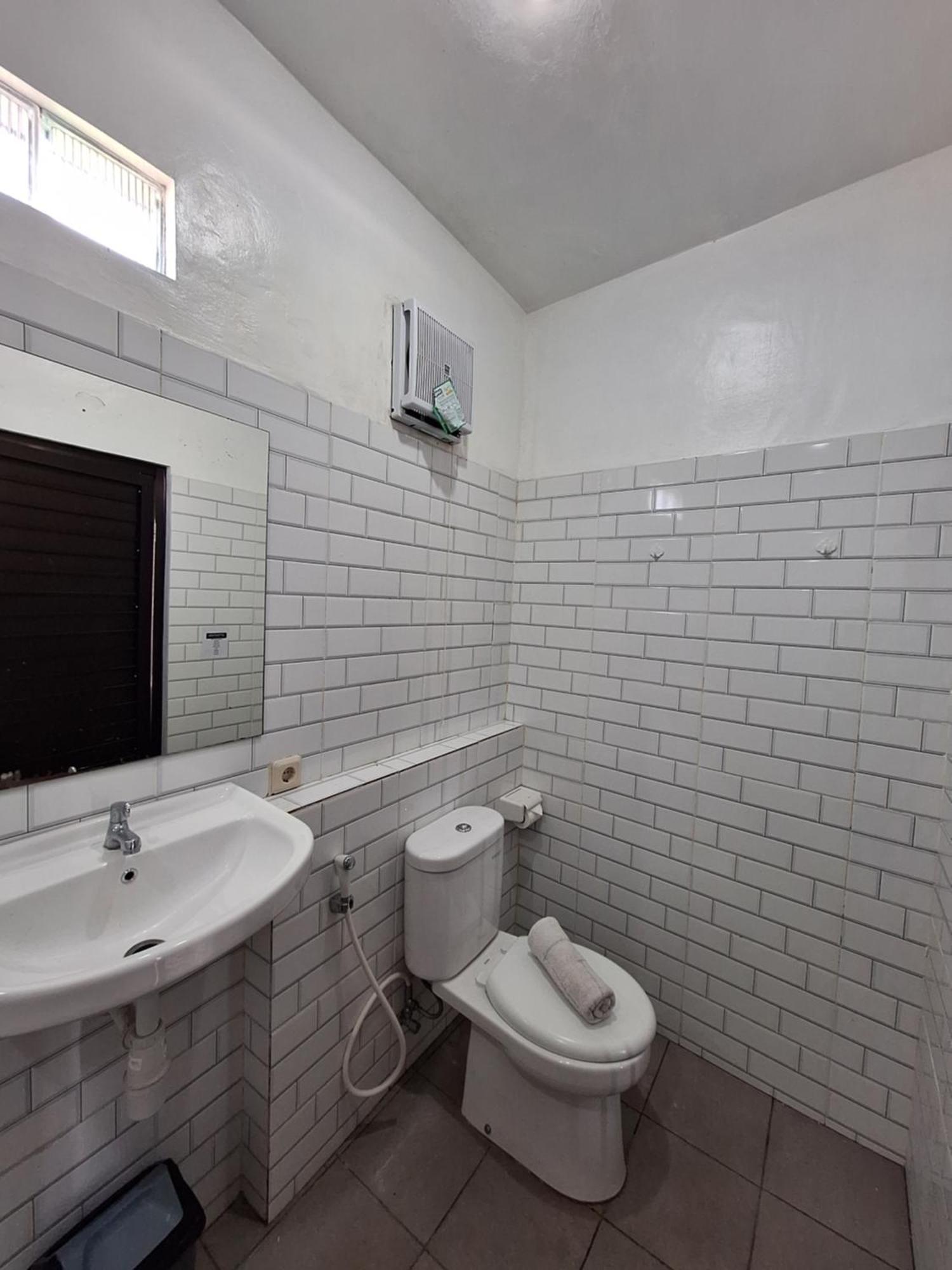 Bonewood Guesthouse Canggu Zewnętrze zdjęcie